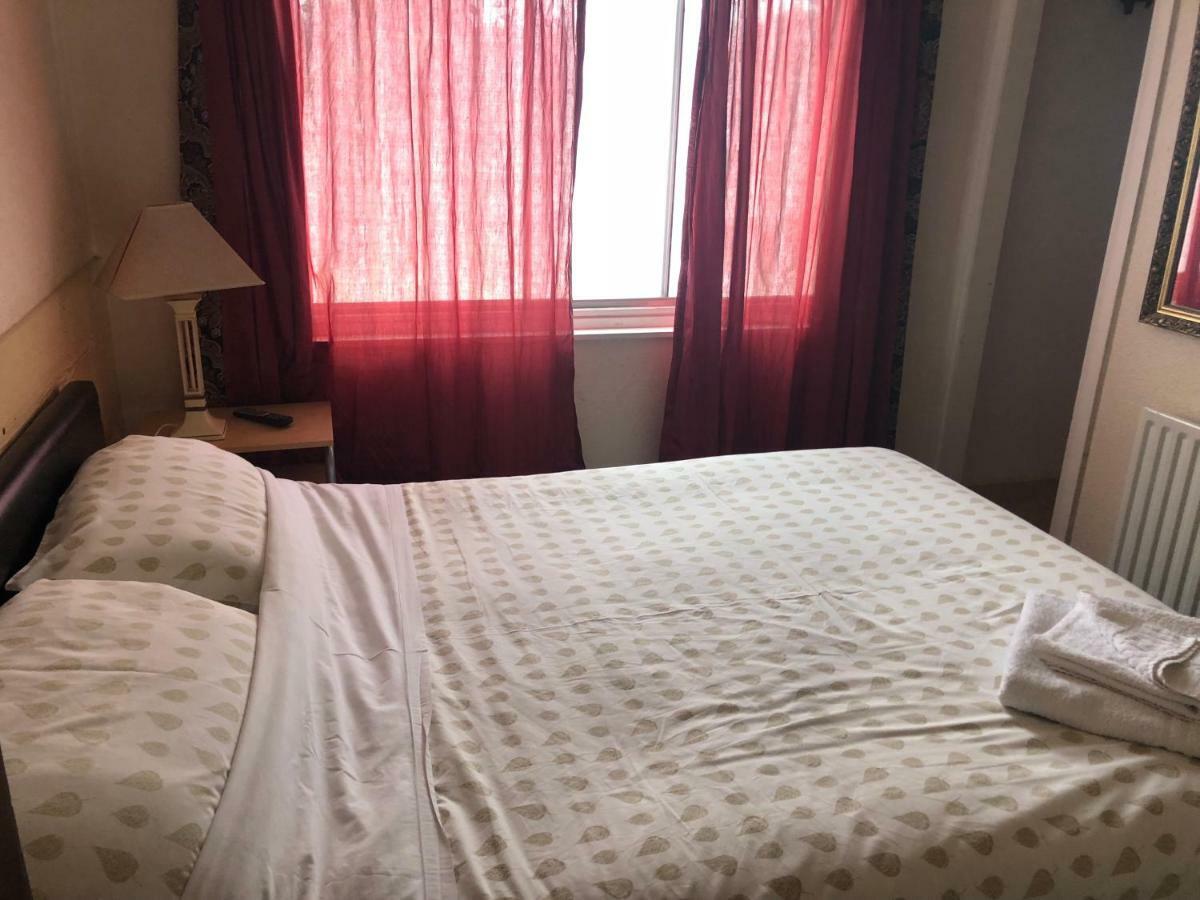 Charde Guest House Бірмінгем Екстер'єр фото
